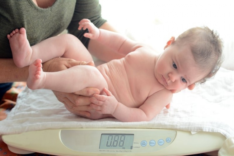 كيفية حساب الطول والوزن عند الرضع؟