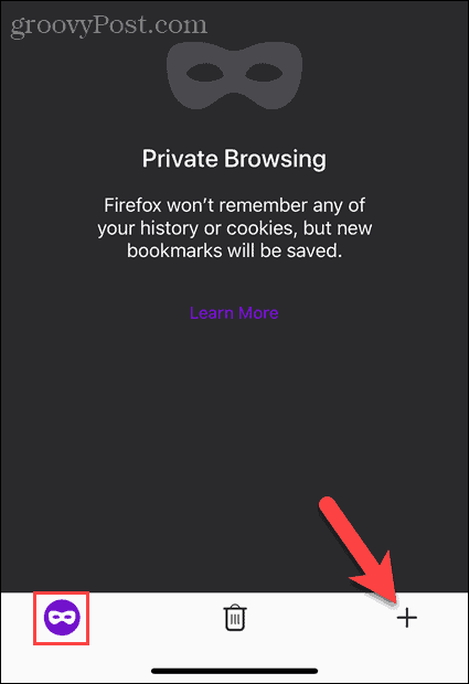 اضغط على زر علامة تبويب جديدة في وضع التصفح الخاص في Firefox على iOS