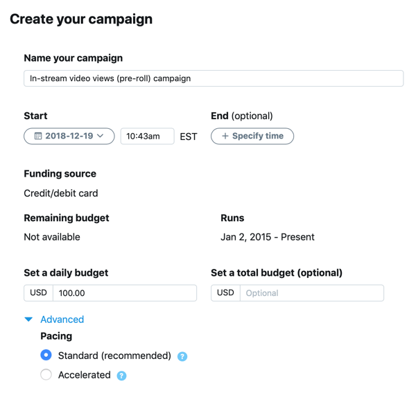 مثال على إعدادات الحملة لإعلان تويتر أثناء بث الفيديو المباشر (ما قبل التشغيل).