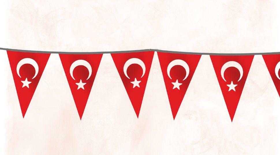 Özgüvenal سلسلة زخرفة مثلث العلم التركي