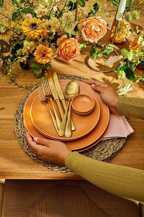 زخرفة طاولة الخريف