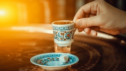 ما الذي يتناسب مع القهوة التركية؟
