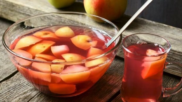 وصفة كومبوت التفاح اللذيذة في حرارة الصيف! كيف تصنع كومبوت التفاح؟
