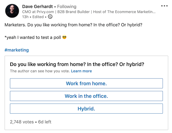 مثال على استطلاع LinkedIn مع سؤال حول اتجاه الصناعة