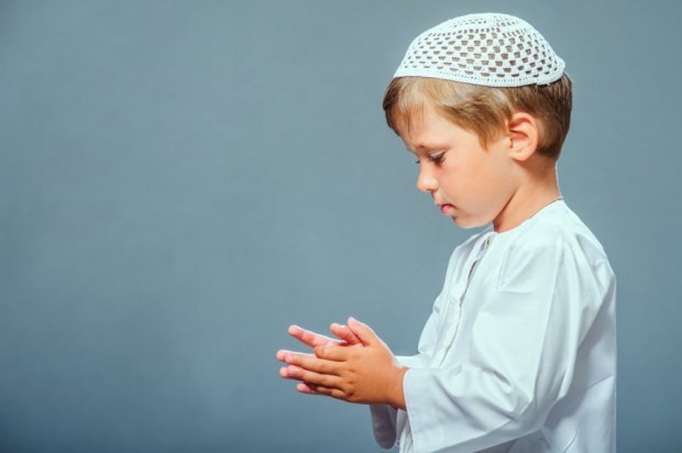 تعليم الأطفال الصلاة