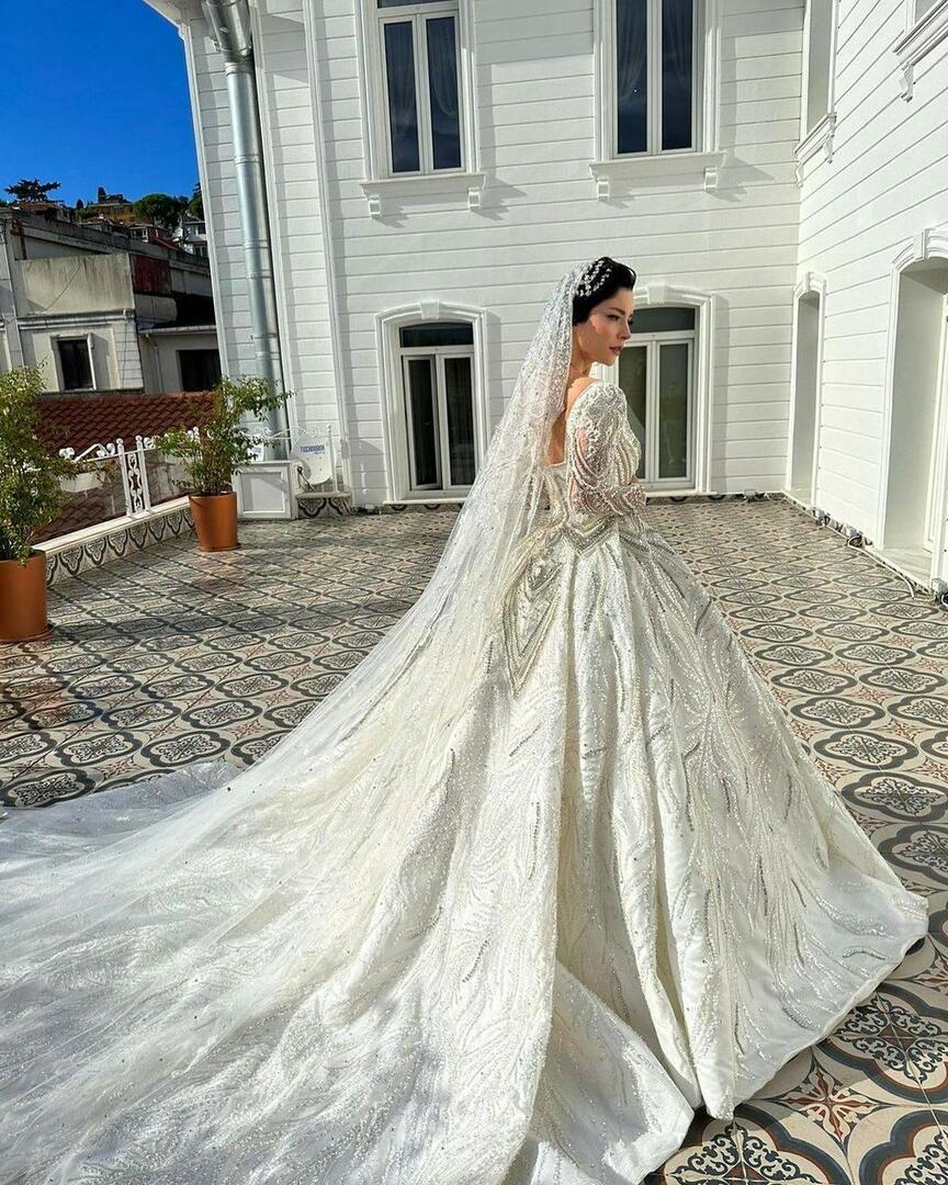 فستان زفاف ميرف بولوغور