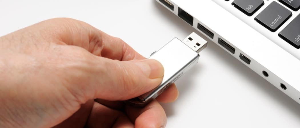 كيفية تركيب أجهزة USB المادية في VirtualBox VM