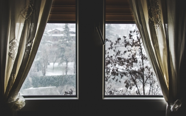 ما هي طرق الحفاظ على البيت دافئا في الشتاء؟ كيف يتم تدفئة المنزل من الداخل؟
