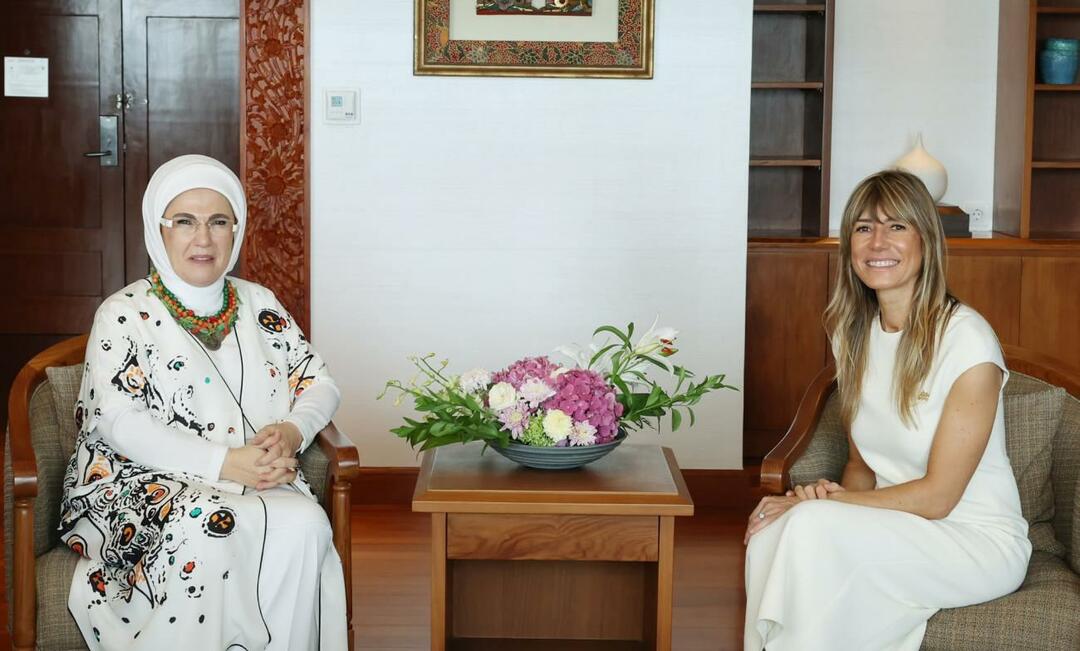 التقت أمينة أردوغان بزوجات القادة في بالي