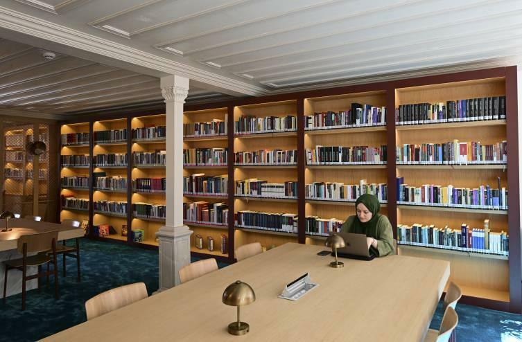 مكتبة أحمد كاليونجو