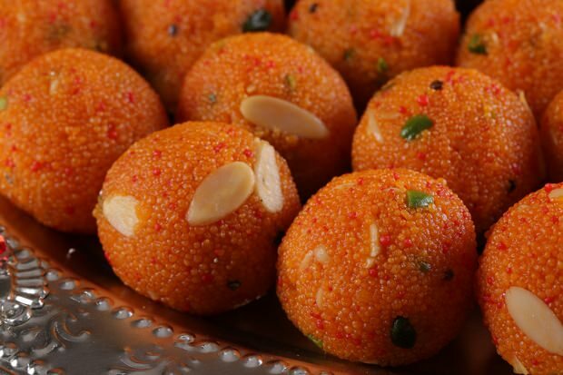 كيف تصنع حلوى بيزان لادو؟ الحلوى الأكثر عملية للمطبخ الهندي