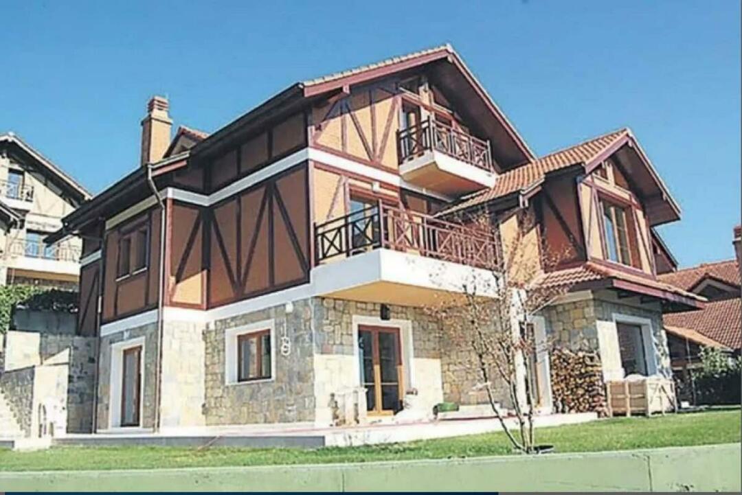 هل فصل هذا المنزل بين Hadise و Mehmet Dinçerler؟ "البيت المشؤوم" طلق الزوجين الثاني