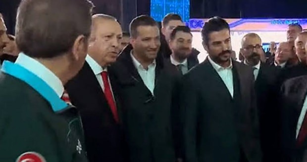 الرئيس رجب طيب اردوغان وبوراك اوزفيت 