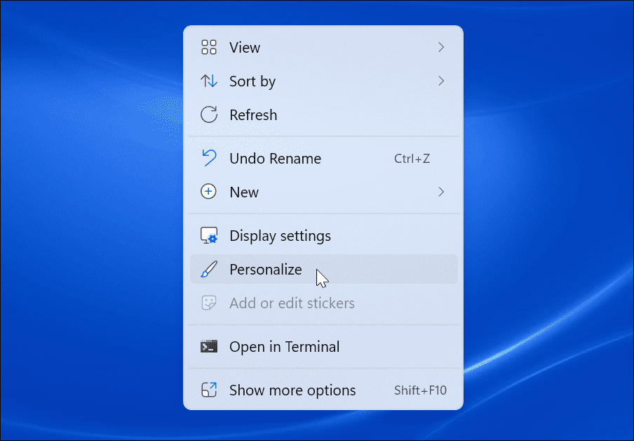 قم بتعيين خلفيات مختلفة على شاشات مزدوجة على نظام Windows