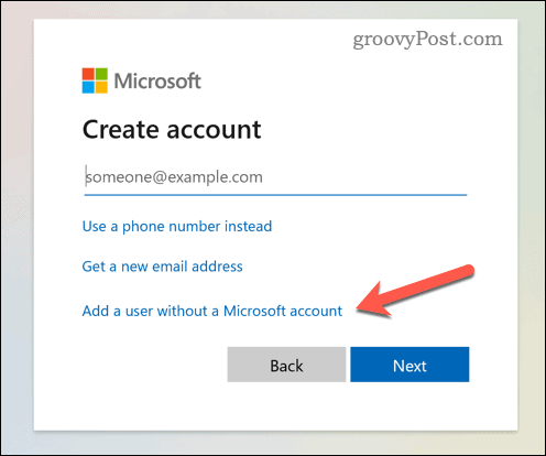 أضف حساب مستخدم محلي على Windows 11