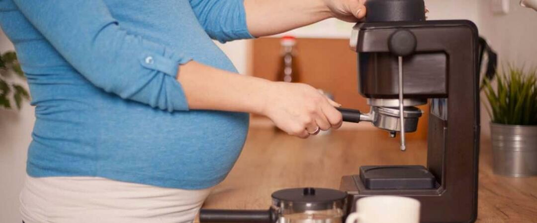 نصف فنجان قهوة يوميًا أثناء الحمل يقصر طول الطفل بمقدار 2 سم
