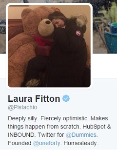 الملف الشخصي لورا فيتون على تويتر.
