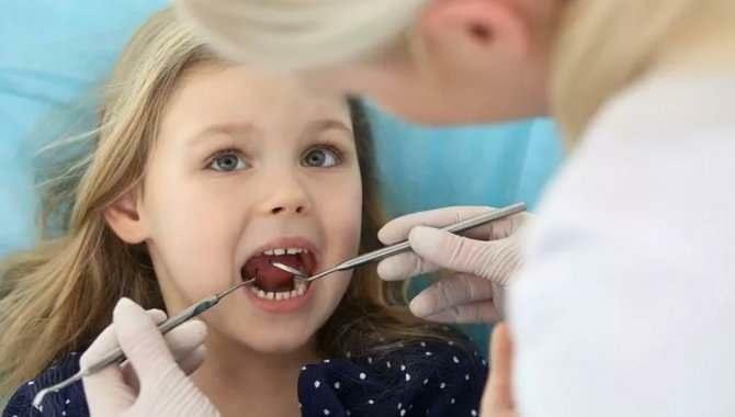 كيفية التغلب على الخوف من طبيب الأسنان عند الأطفال
