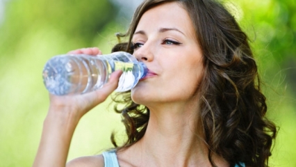 7 حالات لا يجب عليك فيها شرب الماء