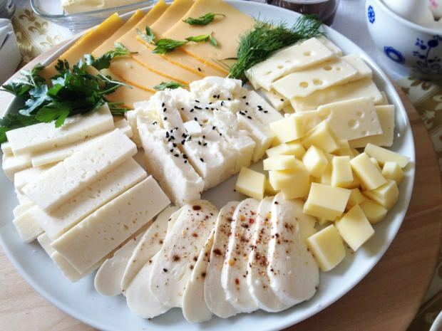 حمية الجبن التي تصنع 10 كيلوغرامات في 15 يومًا! كيف يضعف تناول الجبن؟ النظام الغذائي صدمة مع الجبن والسلطة