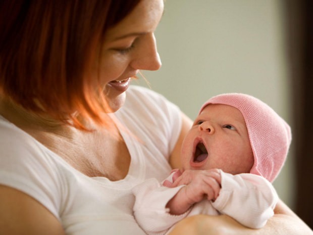 أعراض وعلاج السقوط الحنك عند الرضع