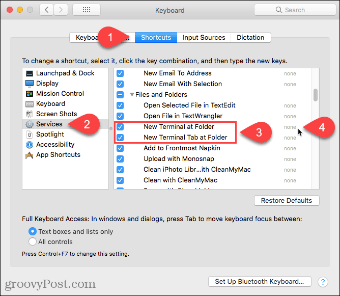 انقر فوق لا شيء لإضافة اختصار إلى Terminal الجديد في خدمة Folder على جهاز Mac