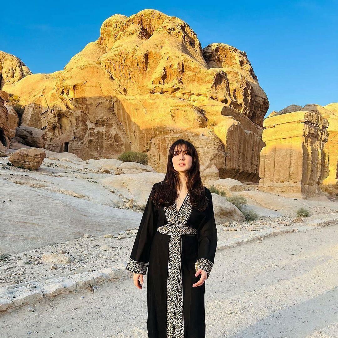 ظهرت بوركو أوزبيرك في الأردن بصورتها الجديدة.