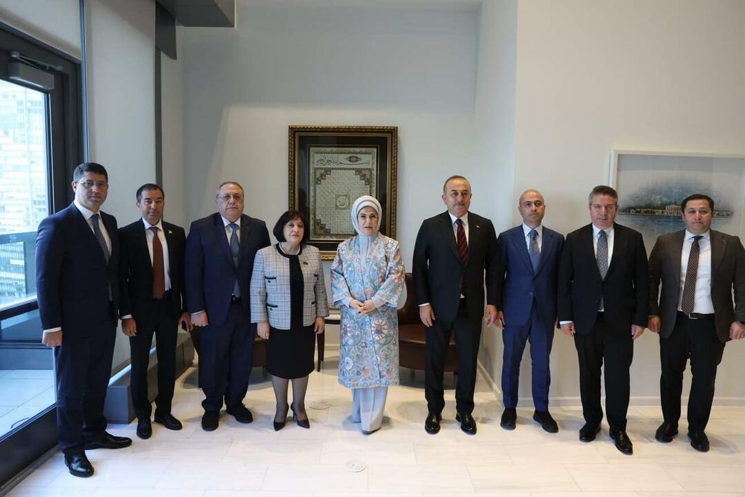 حضرت أمينة أردوغان دعوة الأمم المتحدة لليوم العالمي للنفايات الصفرية
