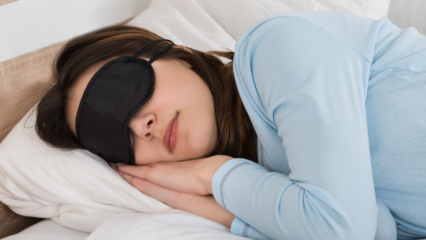 ما هي فرط النوم؟ ما هي أعراض فرط النوم؟ ما هي آثار فرط النوم على الجسم؟