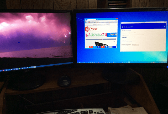 عرض خلفيات مختلفة على شاشات مختلفة في Windows 8