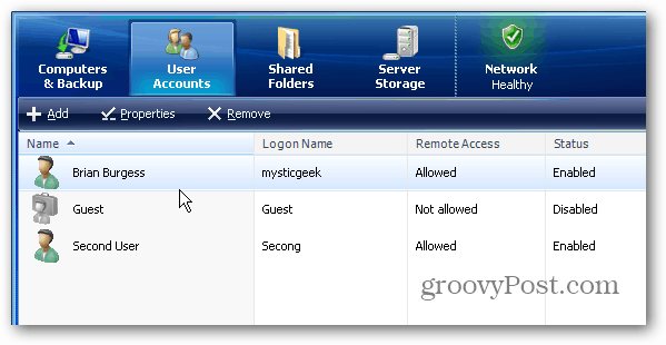 كيفية إضافة حسابات المستخدمين إلى Windows Home Server