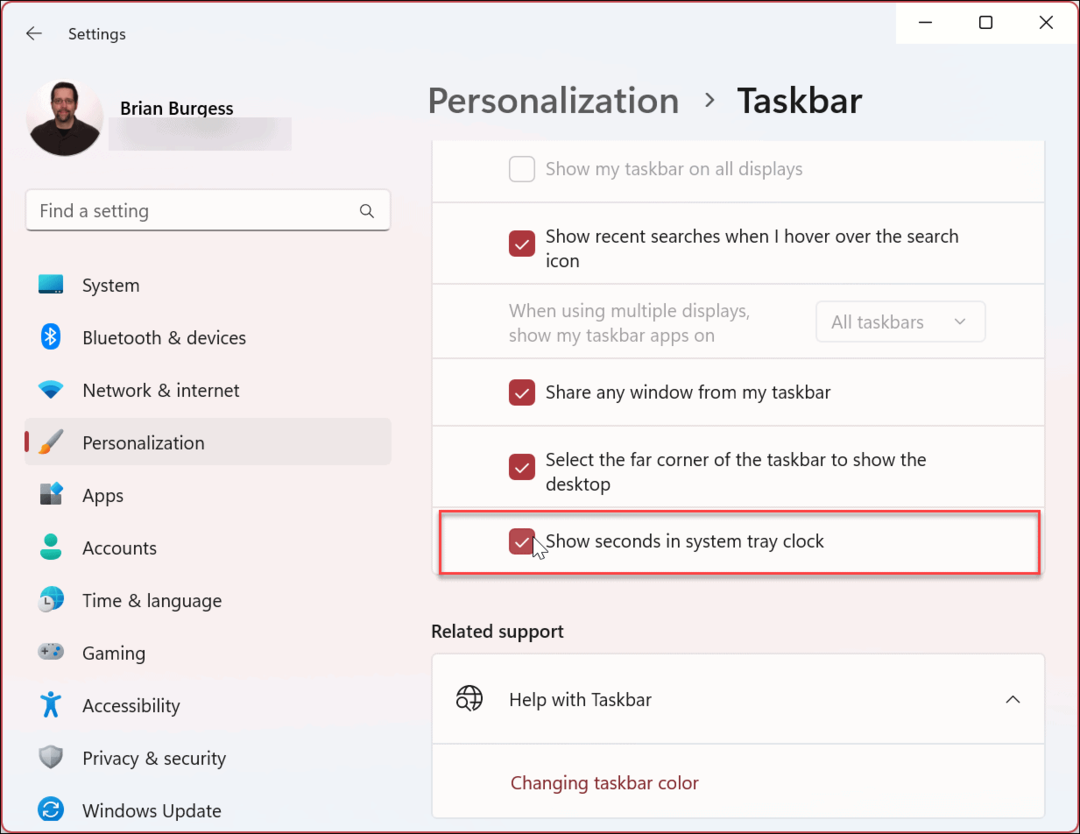 كيفية إظهار الثواني على Windows 11 Taskbar Clock
