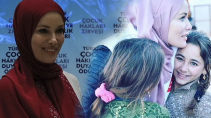 ممثلة الحجاب جامزي أوزليك في طريقها إلى أفريقيا!