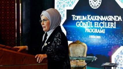برنامج سفراء أمينة أردوغان التطوعي في تنمية المجتمع