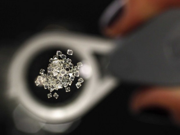 كيفية فهم الماس المزيف؟