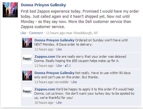 رد العملاء zappos على facebook