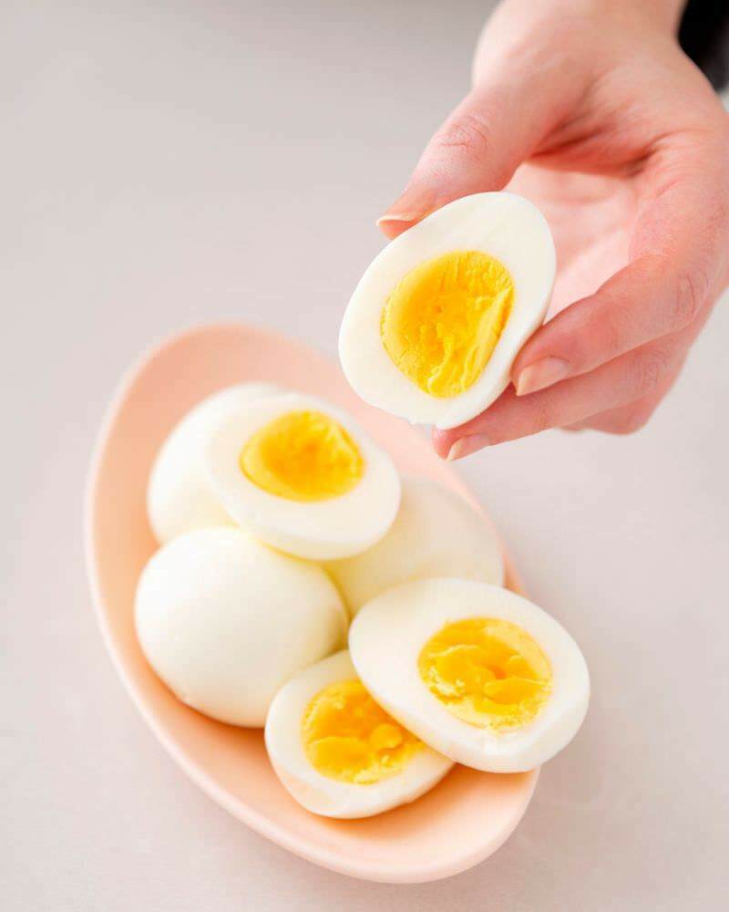 متى يجب إعطاء البيض للرضع؟