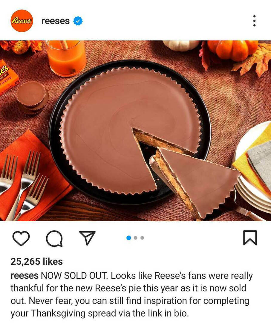 Social-media-marketing-guide-holiday-campaign-2022-element-Strategy-reeses-example-3