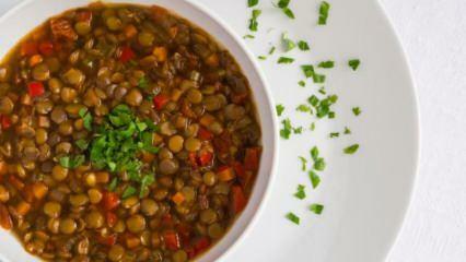 هل حساء العدس الأخضر يزيد وزنك؟ وصفة شوربة العدس قليلة السعرات الحرارية