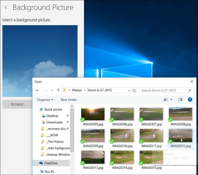 قم بتغيير صورة خلفية بريد Windows 10 أو اجعلها فارغة