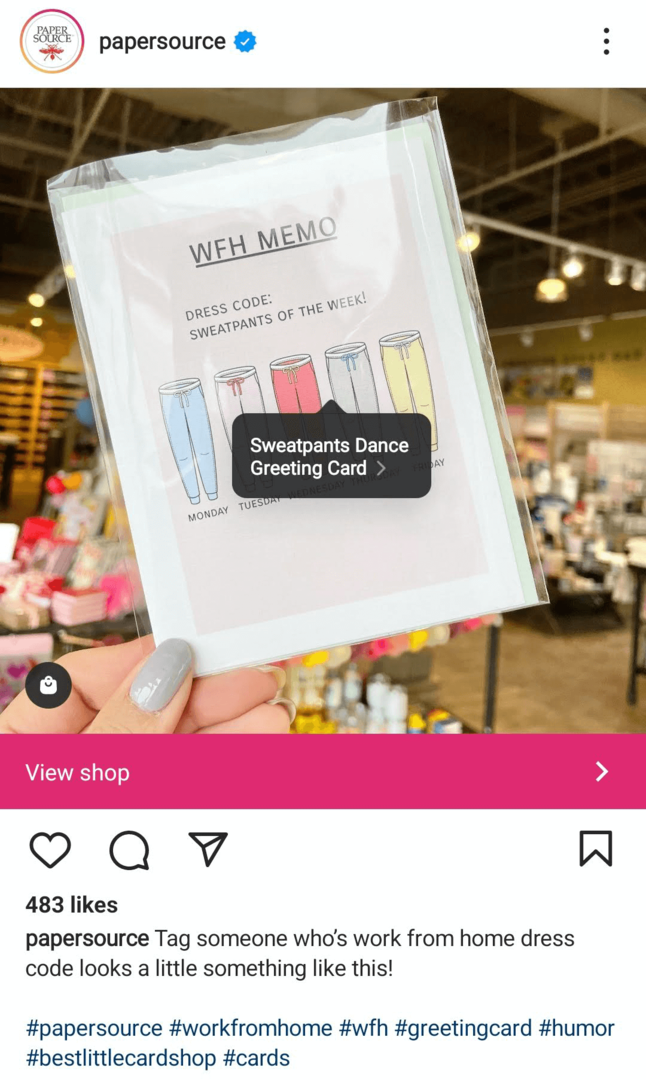 صورة منشور تغذية Instagram مع نص " وضع علامة على شخص ما" في التسمية التوضيحية