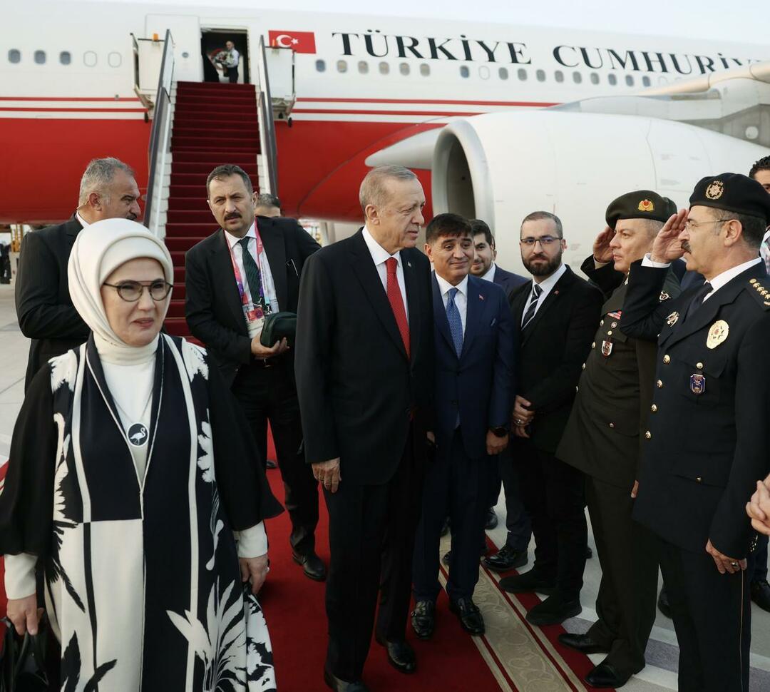 شاهدت أمينة أردوغان والرئيس رجب طيب أردوغان مباراة كأس العالم لكرة القدم 2022 التي أقيمت في قطر