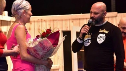 اقتراح زواج مفاجئ على خشبة المسرح من قبل İpek Tanrıyar