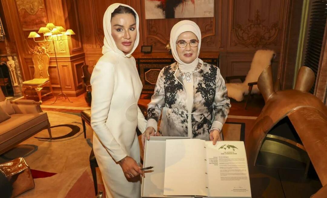 التقت السيدة الأولى أردوغان بالشيخة موزة والدة أمير قطر الشيخ آل ثاني