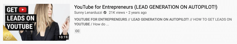 مثال على فيديو youtube بواسطةsunnylenarduzzi لـ "youtube for business (جيل رائد على الطيار الآلي!)" يظهر 21 ألف مشاهدة على مدار العامين الماضيين