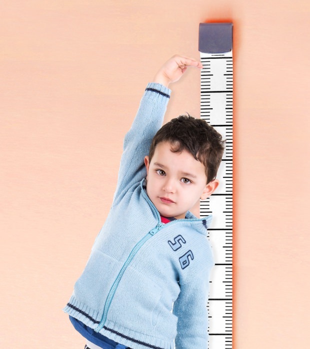هل يؤثر طول الجينات القصيرة على ارتفاع الأطفال؟