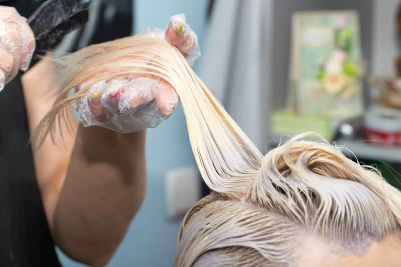 ما هو أوريال وكيف يستخدم في المنزل؟ كيف تصنع الشعر في المنزل باستخدام اوريال؟ مسحوق أزرق فاتح ...