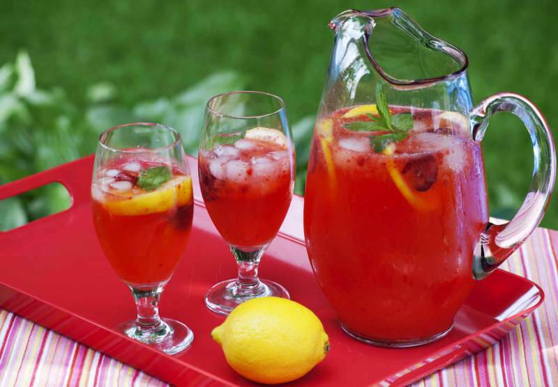 كيفية صنع أسهل عصير ليمون بالفراولة؟ نصائح عصير الليمون الفراولة