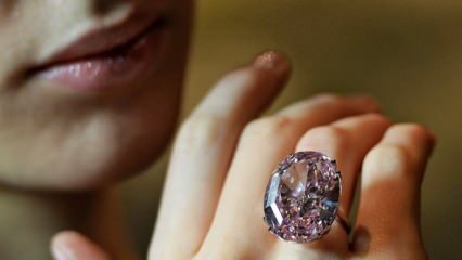أكبر الماس الوردي في العالم