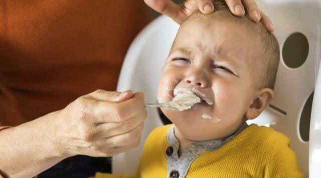 اختيار الجبن للأطفال! في أي شهر تبدأ الجبن؟ وصفة جبنة قليلة الملح للأطفال